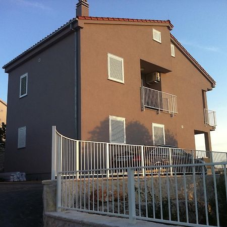 Apartmani Gavran Sevid Exterior photo