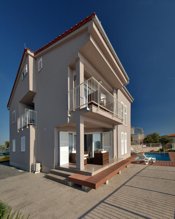 Apartmani Gavran Sevid Exterior photo
